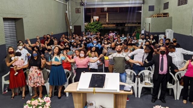 IGREJA RENOVADA TRONO DA GRACA