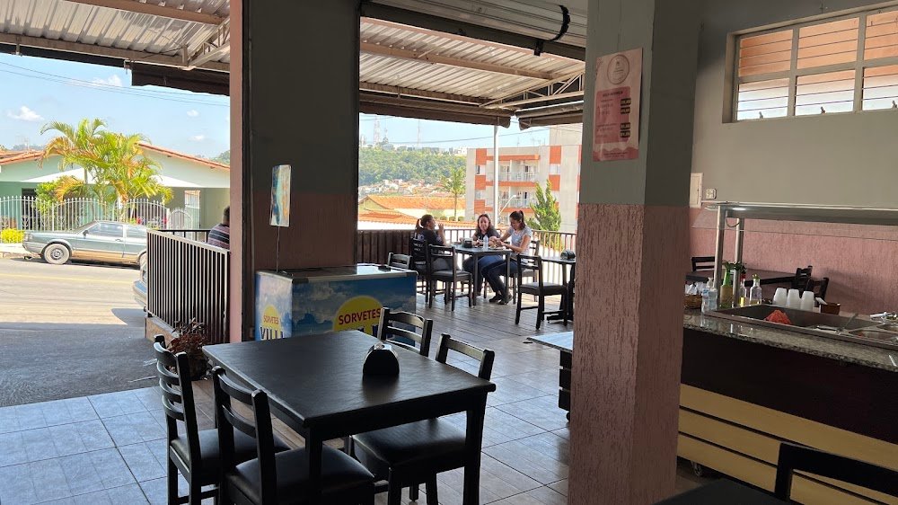 helas-restaurante-comida-a-vontade-comida-por-kg-comida-caseira