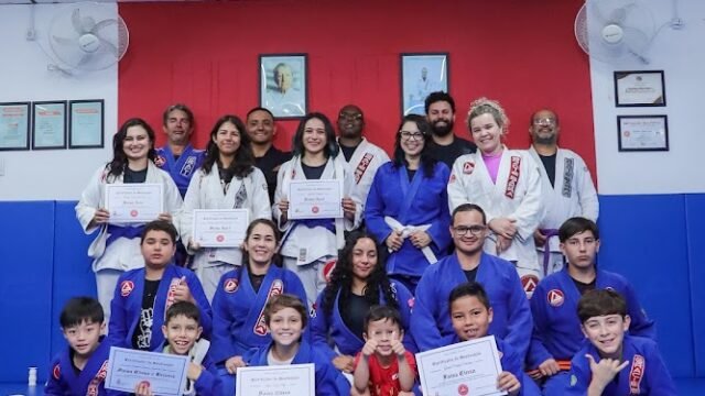 kross Team Jiu-Jitsu e Defesa Pessoal